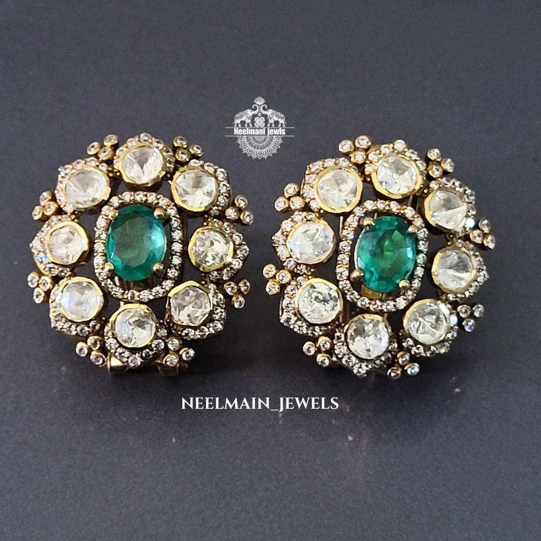 Green emerald stone and moissanite polki pendent and studs