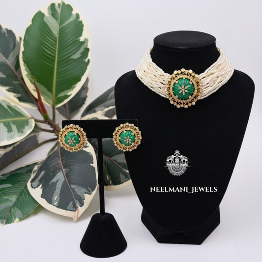 Coral and Emerald PENDENT AND STUDS