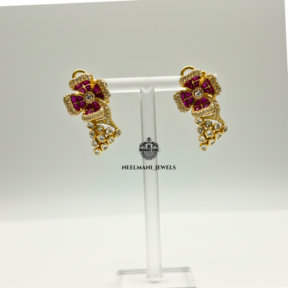 flower design necklace with earrings
