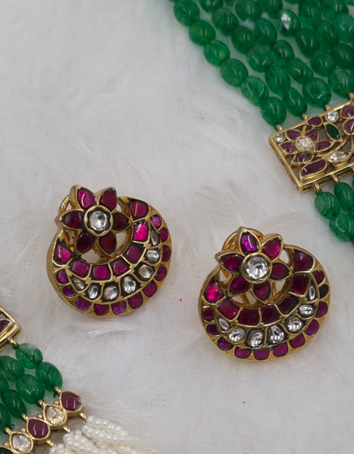 Layered Pearl Necklace Set