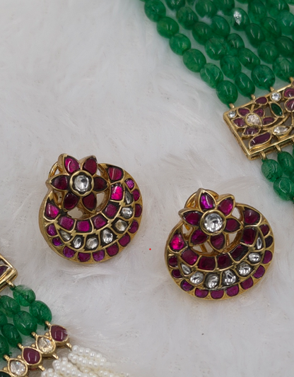 Layered Pearl Necklace Set