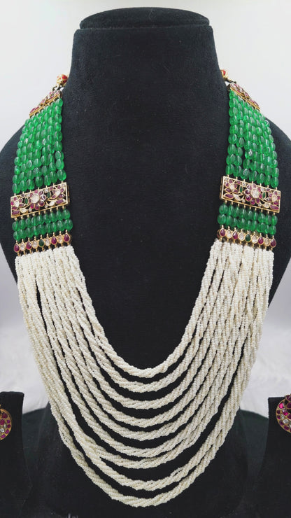 pearl necklace 
