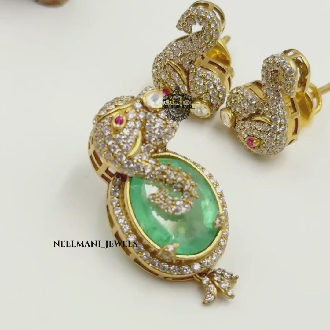 CENTIPEDE SHAPDE chain and  Elephant pendent with stud